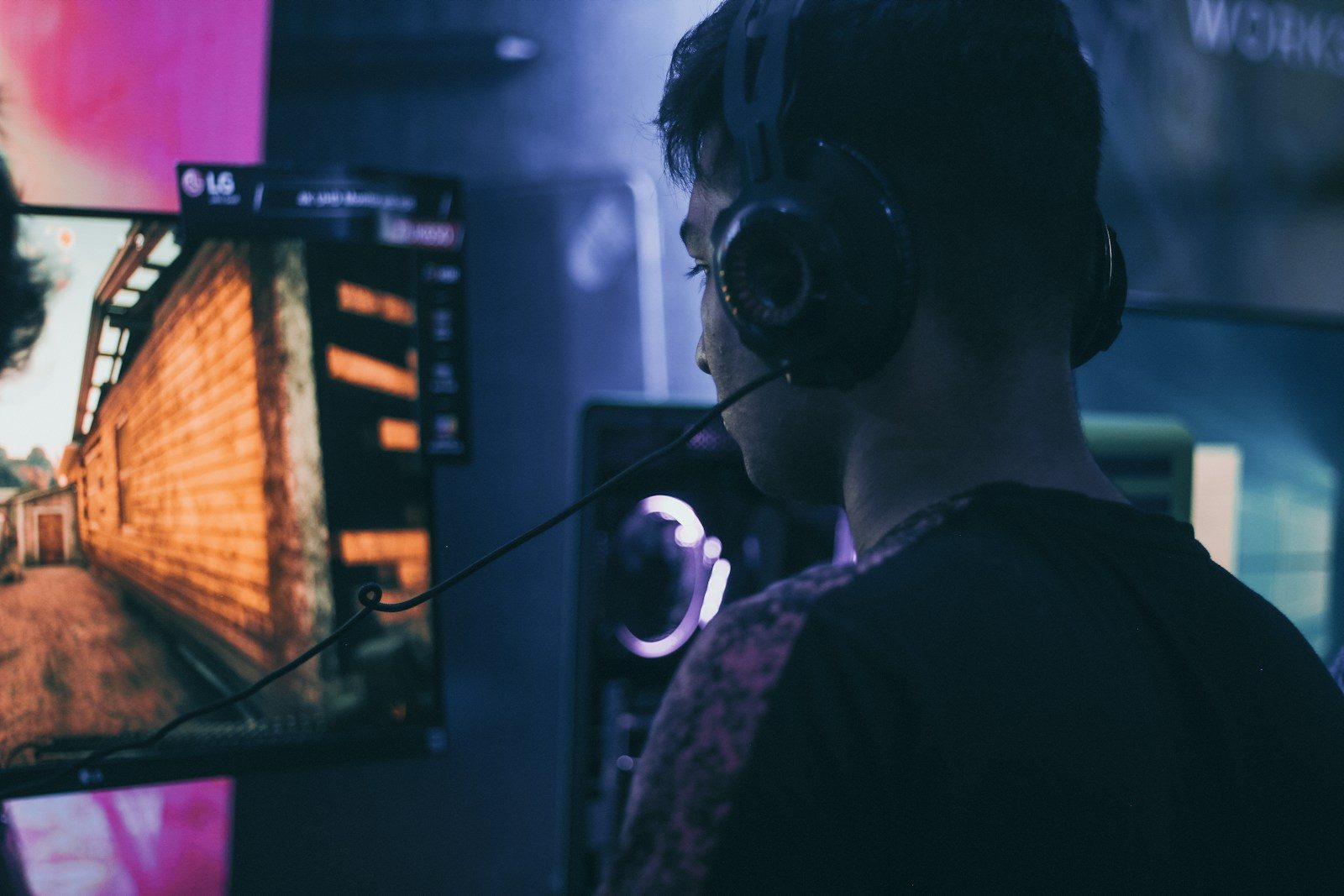 How Game Studios Use Data Mining to Power Their Anti-Cheat Databases